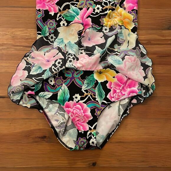 WonderBra by Christina Vintage Black Floral Swimsuit Womens Size 14 36BC Ruffle - Picture 10 of 12